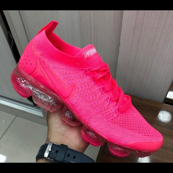 triple pink vapormax